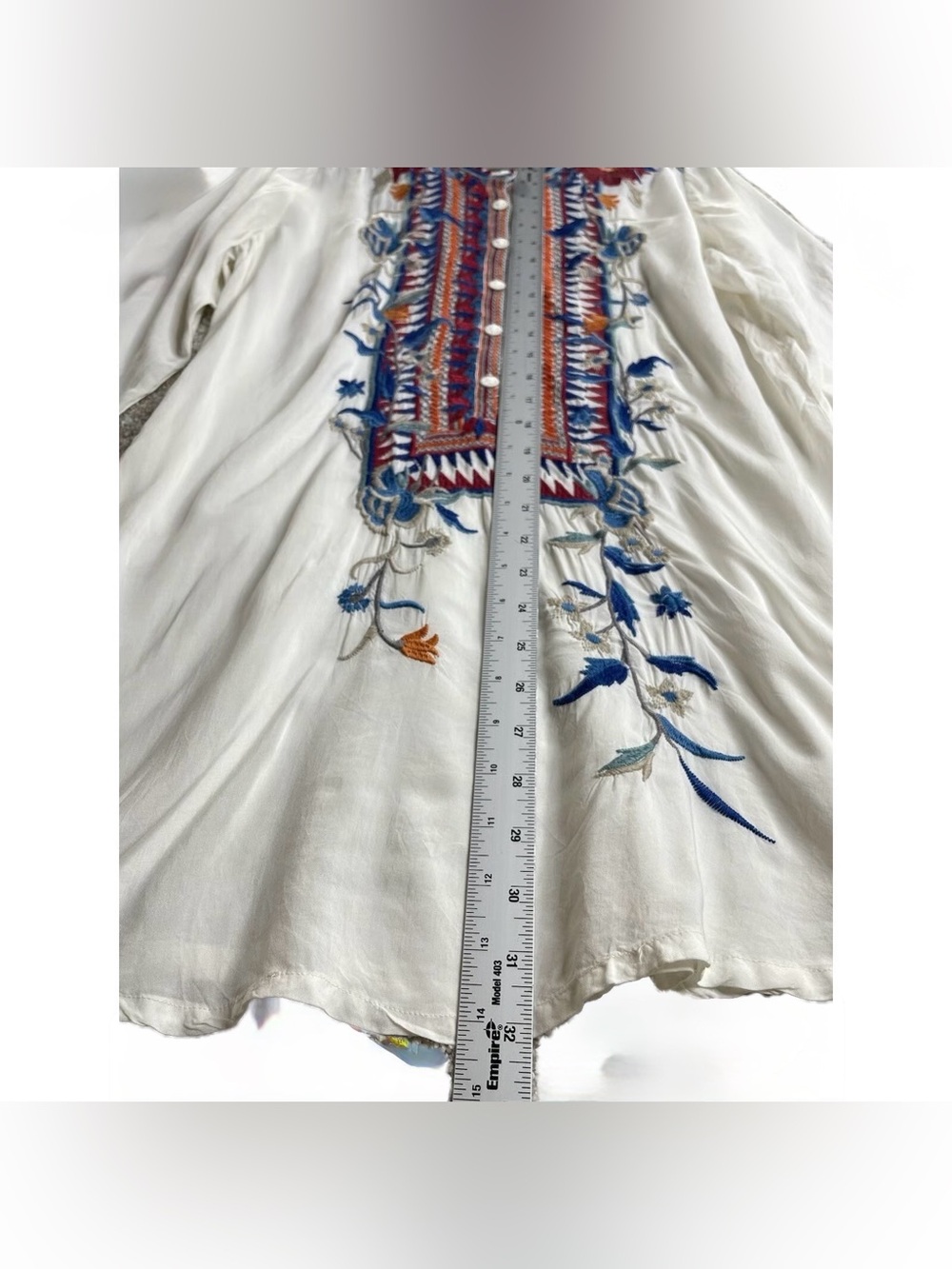 Johnny Was White Tunic with Blue & Burgundy Embroidery. Size Large. - Picture 3 of 8